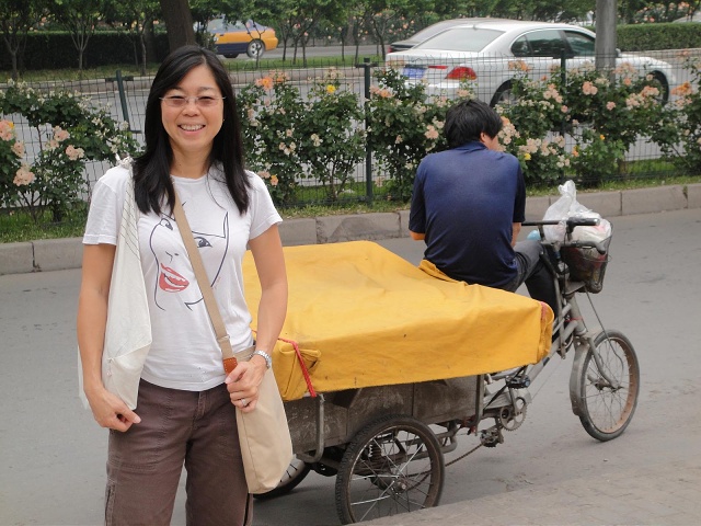 This kind of 3-wheeler is popular for tranporting goods